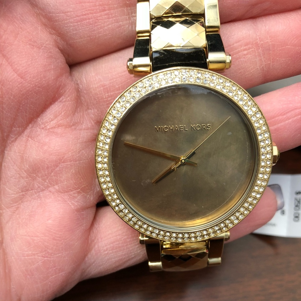 Michael Kors Gold Parker Watch - Picture 3 of 4